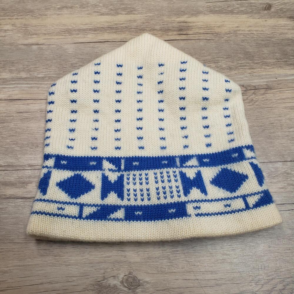 Vintage White Stag Hat Beanie Fitted Womens One Size White Blue Wool Hong Kong
